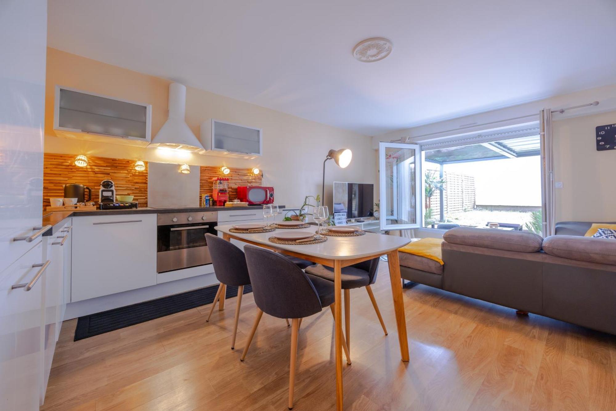 Le Coin Du Bonheur Apartment Nantes Exterior photo